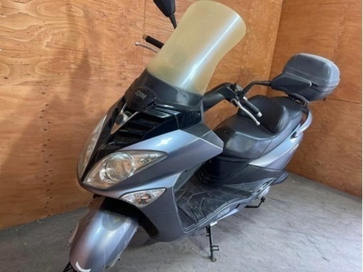 ★お支払い総額3.0万円★ SYM RV125i 車格大きい小型！リアボックス付き♪ 修理ベース 格安出品！ 関東圏内即日配送可能です！