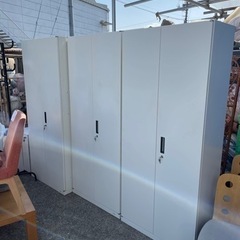 オカムラ スチール収納VILLAGE 両開き（シリンダー錠） 5...