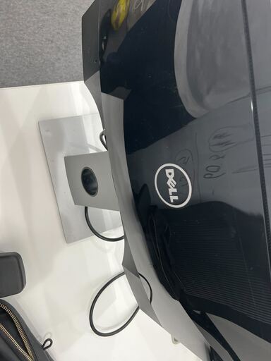 23.8インチモニター（DELL）