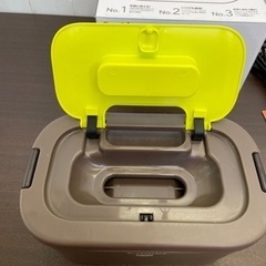 無料！！コンビ☆おしりふきあたため器LEDライト付き☆クイックウォーマー☆2015年製【こちらは店舗です。浜村鹿野温泉ICから3分 買取本舗 宮本リサイクル 営業時間９～１９時 定休日水曜日】の画像
