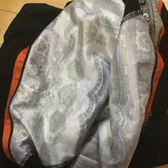 ※売れました※NO ID BLACK　ノーアイディブラック長袖カットソー　スカーフ柄の画像