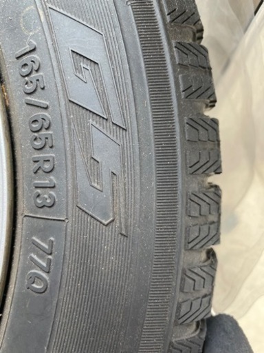 スタッドレスタイヤ