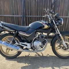 YAMAHA YBR125 綺麗です　近隣送料無料‼︎の画像