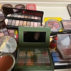 中華コスメまとめ売りの画像