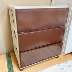 ニトリ　プラスチックチェスト 3段