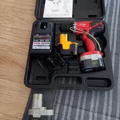 取引中　充電式ドリルドライバーの画像