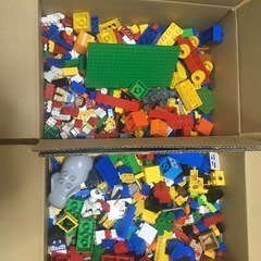 【取引中】レゴ　緑　赤　LEGOの画像