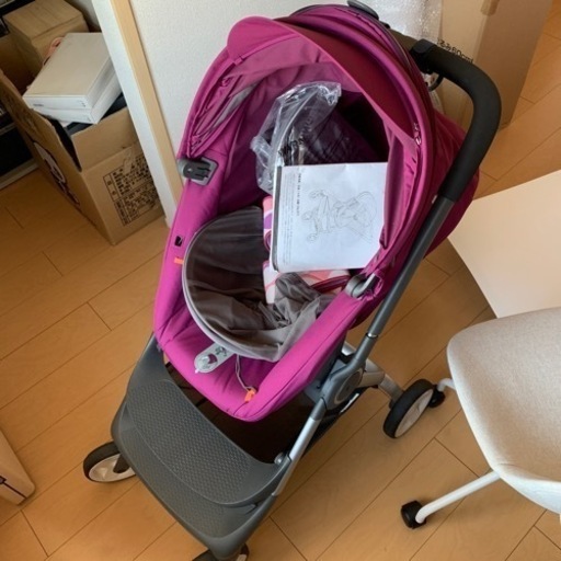 【美品】ストッケ　ベビーカー　スクート