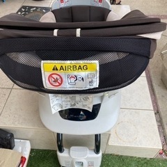 取引き中　AILEBEBE のチャイルドシート