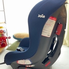 joie ジョイー チャイルドシート Tiltの画像