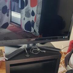 テレビ、テレビ台、Chromecast、セットで差し上げます。