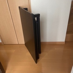 折り畳みテーブル