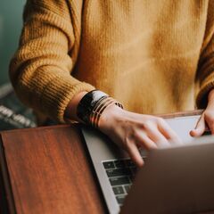 アパレルブランドのSNSマーケティングの画像