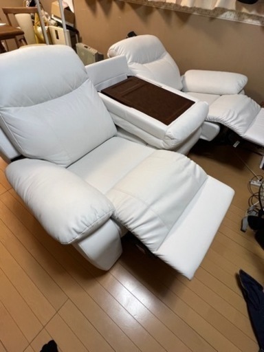 超美品！電動リクライニングソファ　白色