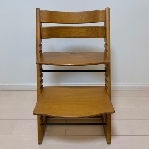 ストッケ　トリップトラップ　ハイローチェアー