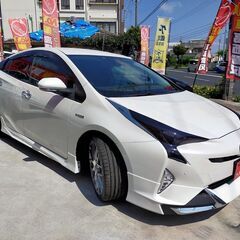 大人気の!!50プリウスAツーリング☆19インチAWプチカスタム多数ですっ!!の画像