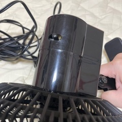 車用扇風機 首振り 強弱設定 シガーソケット後部座席のお子様にの画像