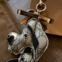 【新品未使用】グッチ　チャーム　犬の画像