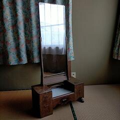 昭和レトロ鏡台(お話し中)