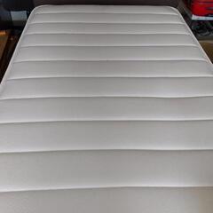 電源、収納、マットレス付きセミダブルベッド！！