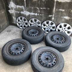 ダンロップ　ノーマルタイヤ とホイール キャップ4本セット