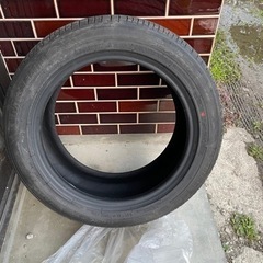 タイヤ215/55r17