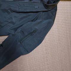 メンズMサイズ　モスグリーン　ジャンパー　薄手の画像