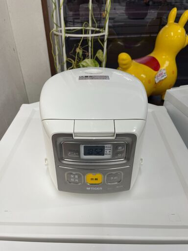 リサイクルショップどりーむ天保山店　No１４８１　炊飯器　タイガー　３合炊き　中古　動作確認済　清掃済