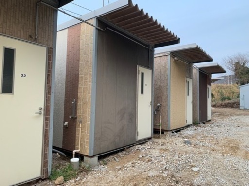 そのまま移動させて使えるユニットハウス中古