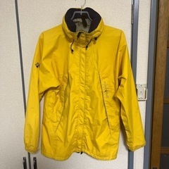 モンベルジャンパー　ゴアテックス