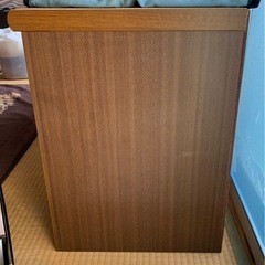 条件の良いスライディングドアキャビネット