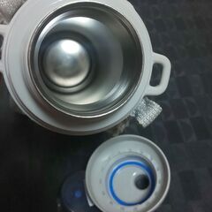 水筒(THERMOS)【💴1000/お水500ml②本】の画像
