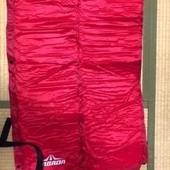 キャンピングマット　車中泊にもの画像