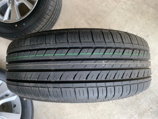 新車外し ホンダ ヴェゼル 夏タイヤ　純正タイヤホイールセット 215/60R16