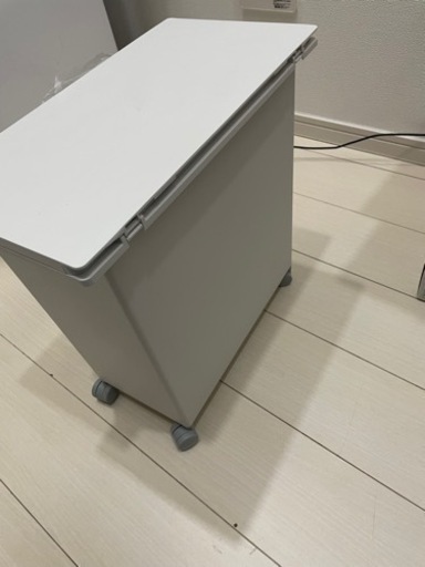 無印良品　ゴミ箱　キャスター取り外し可能