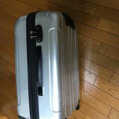 キャリーケースの画像