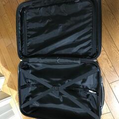 キャリーケースの画像