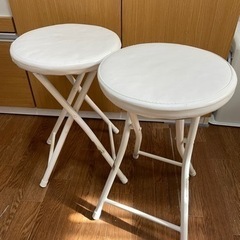 ❸折りたたみ丸椅子2個セット