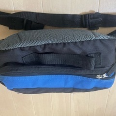 ウエストバッグ　ブルーの画像