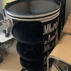 ドラム缶テーブル　黒　白　あります