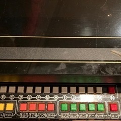 アーケードゲーム　テーブル筐体（きょうたい）の画像