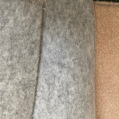 カーペット2枚☆素材はいいが切りっぱなしの画像