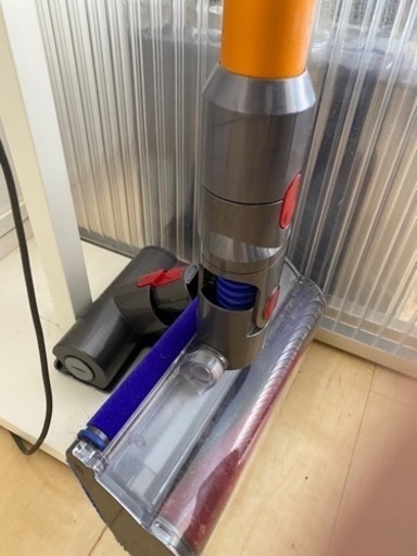 ダイソン Dyson V8 Fluffy Extra スタンドセット