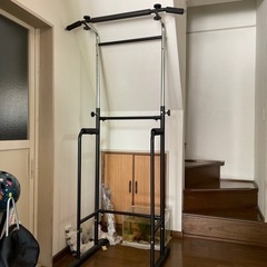 懸垂マシーン　筋トレマシーン