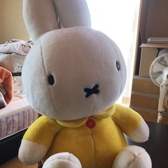 高さ70センチのミッフィーちゃんです！