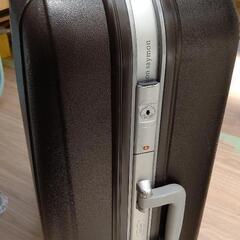 スーツケースの画像