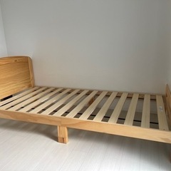 ニトリ　シングルベッド　美品の画像