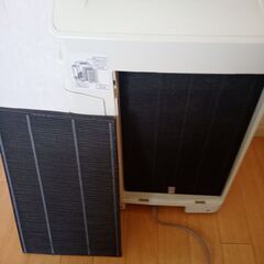 SHARP シャープ プラズマクラスター 加湿空気清浄機 KC-A50W 中古品の画像