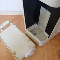 SHARP シャープ プラズマクラスター 加湿空気清浄機 KC-A50W 中古品の画像