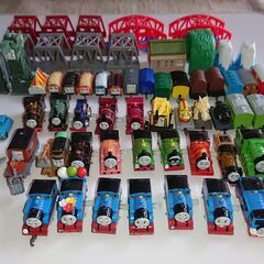 トーマスのガチャガチャもらってください